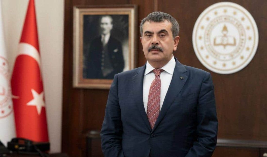 Bakan Tekin: Sınav güvenliğini riske atan bir durum söz konusu değil Milli Eğitim Bakanı Yusuf Tekin, katıldığı bir canlı yayınında LGS