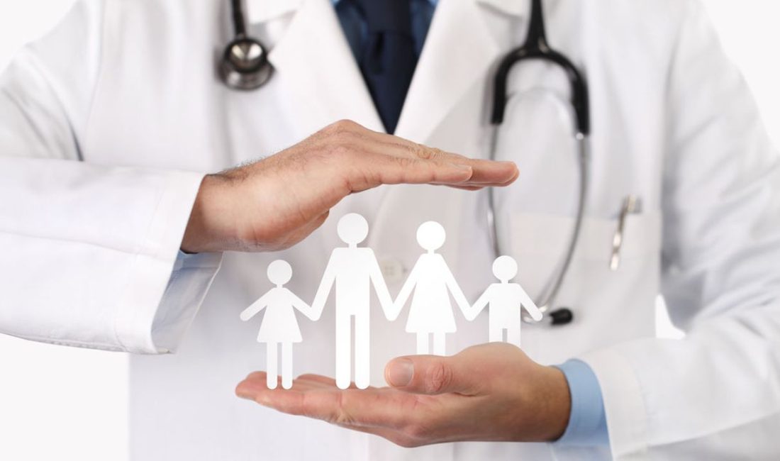 Bakan Memişoğlu: Aile hekimlikleri modern binalarda hizmet verecek Sağlık Bakanı Kemal Memişoğlu, “Sağlıklı Türkiye Yüzyılı” vizyonu kapsamında İstanbul'da