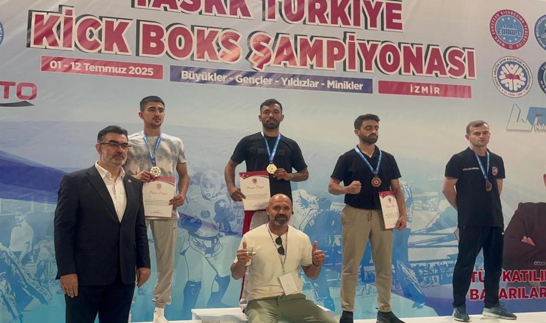 Akdeniz’in Gururu Hatip Emlek Dünya Şampiyonasına Gidiyor Akdeniz Belediyespor Kulübü’nün milli sporcusu Hatip Emlek, Türkiye Kick Boks