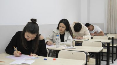 Çocukları doğduğu ilk andan itibaren destekleyecek projelerle hayata hazırlayan Mersin