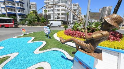 Mersin Büyükşehir Belediyesi Park ve Bahçeler Dairesi Başkanlığı, kenti yaz