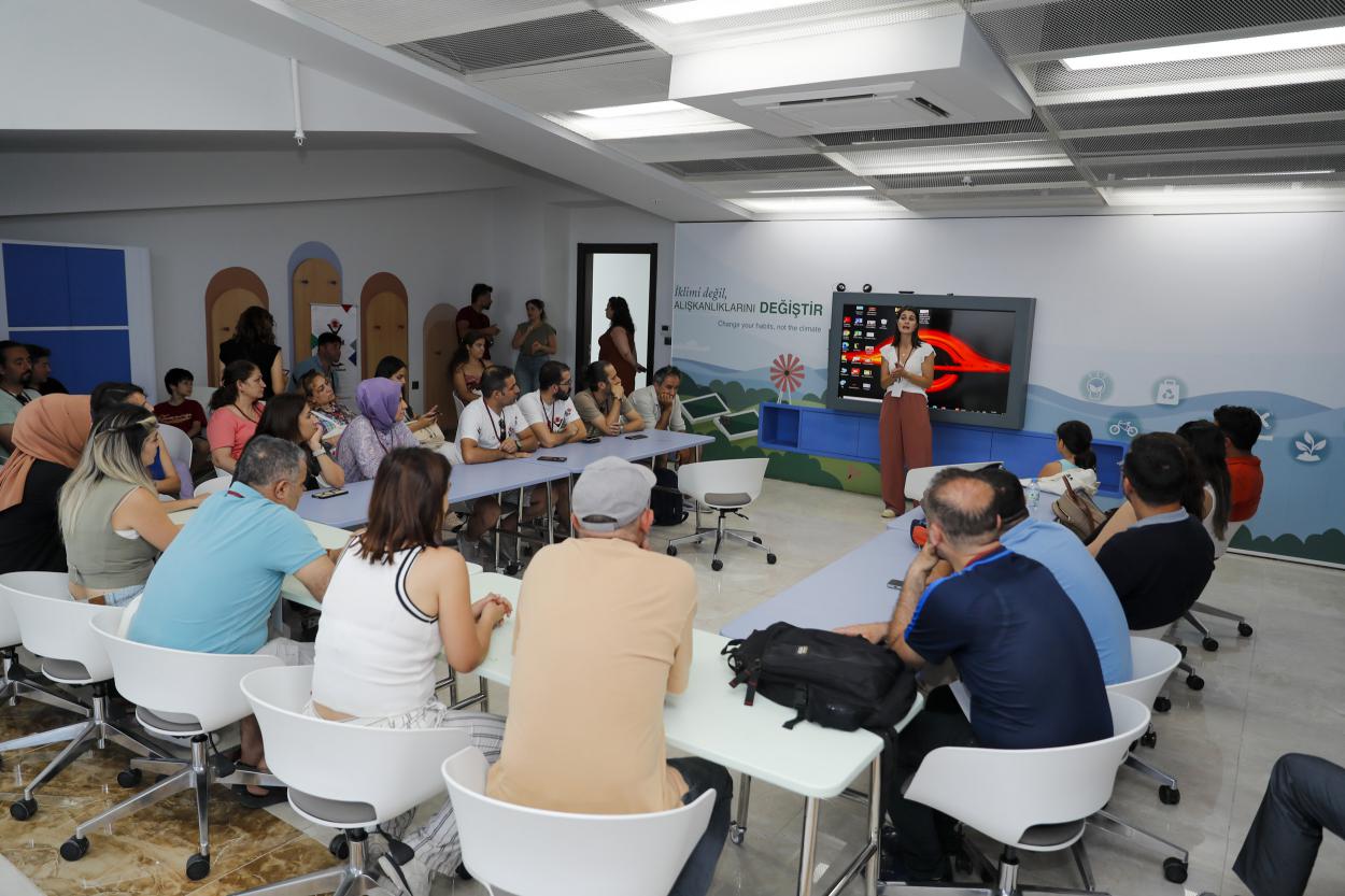 ‘TÜBİTAK 4004 Doğa Eğitimi ve Bilim Okulları Destekleme Programı’ kapsamında