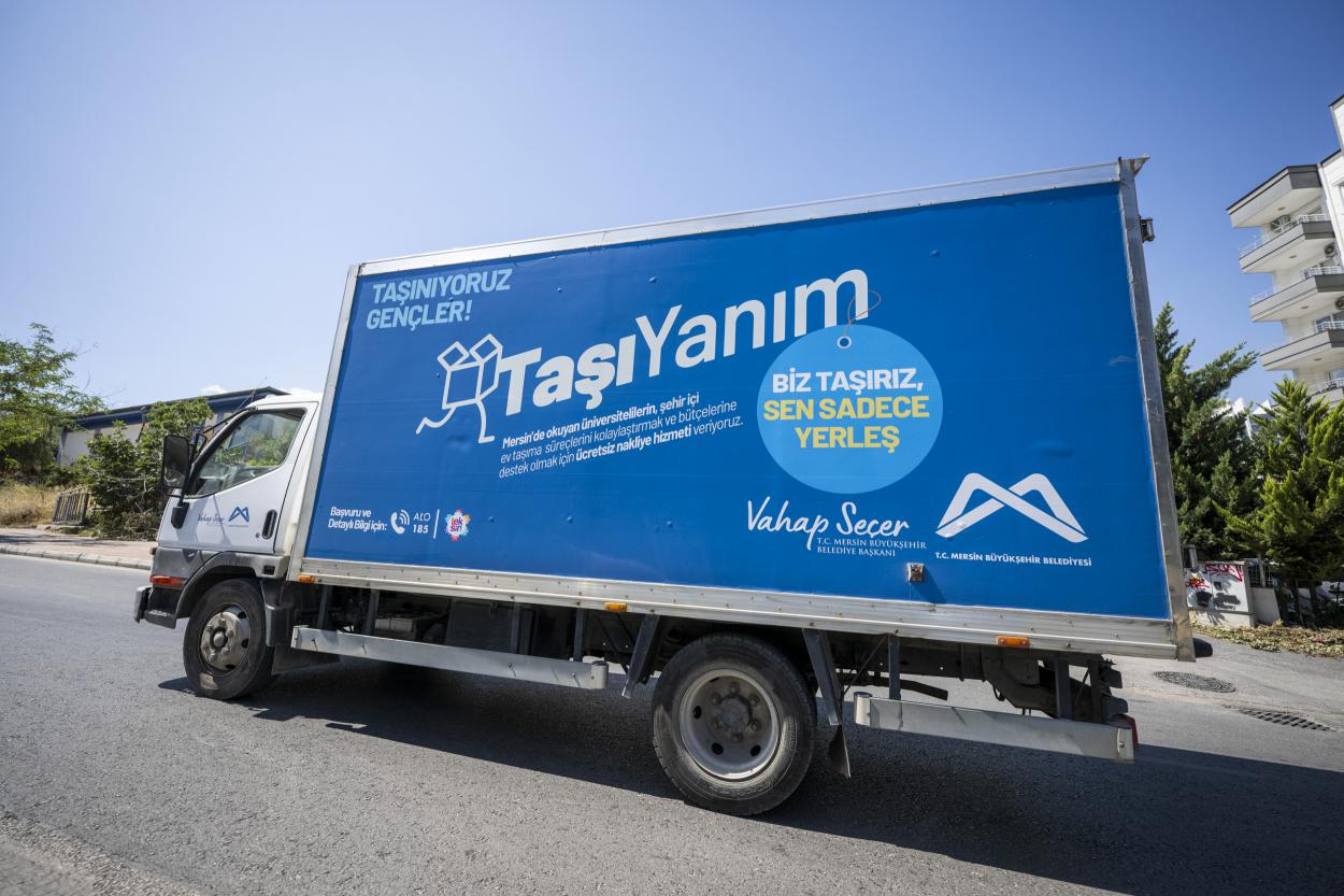 Mersin Büyükşehir Belediyesi, kentte üniversite öğrenimi gören gençlerin barınma sürecinde