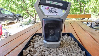 Mersin Büyükşehir Belediyesi Tarımsal Hizmetler Dairesi Başkanlığı, üreticilerin doğru gübreleme