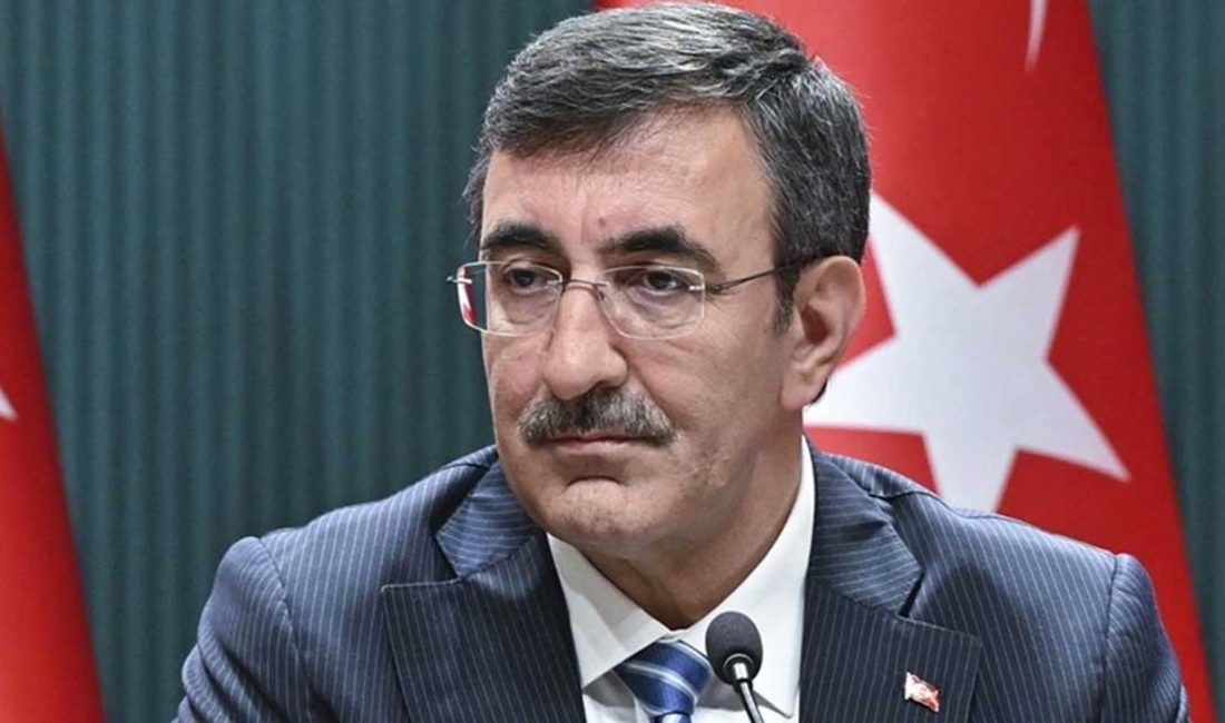 Yılmaz: Enflasyonu tek haneye düşürürken büyümeyi artıracağız Programın tüm paydaşlarla istişare edilerek hazırlandığını ifade eden Yılmaz, Cumhurbaşkanı