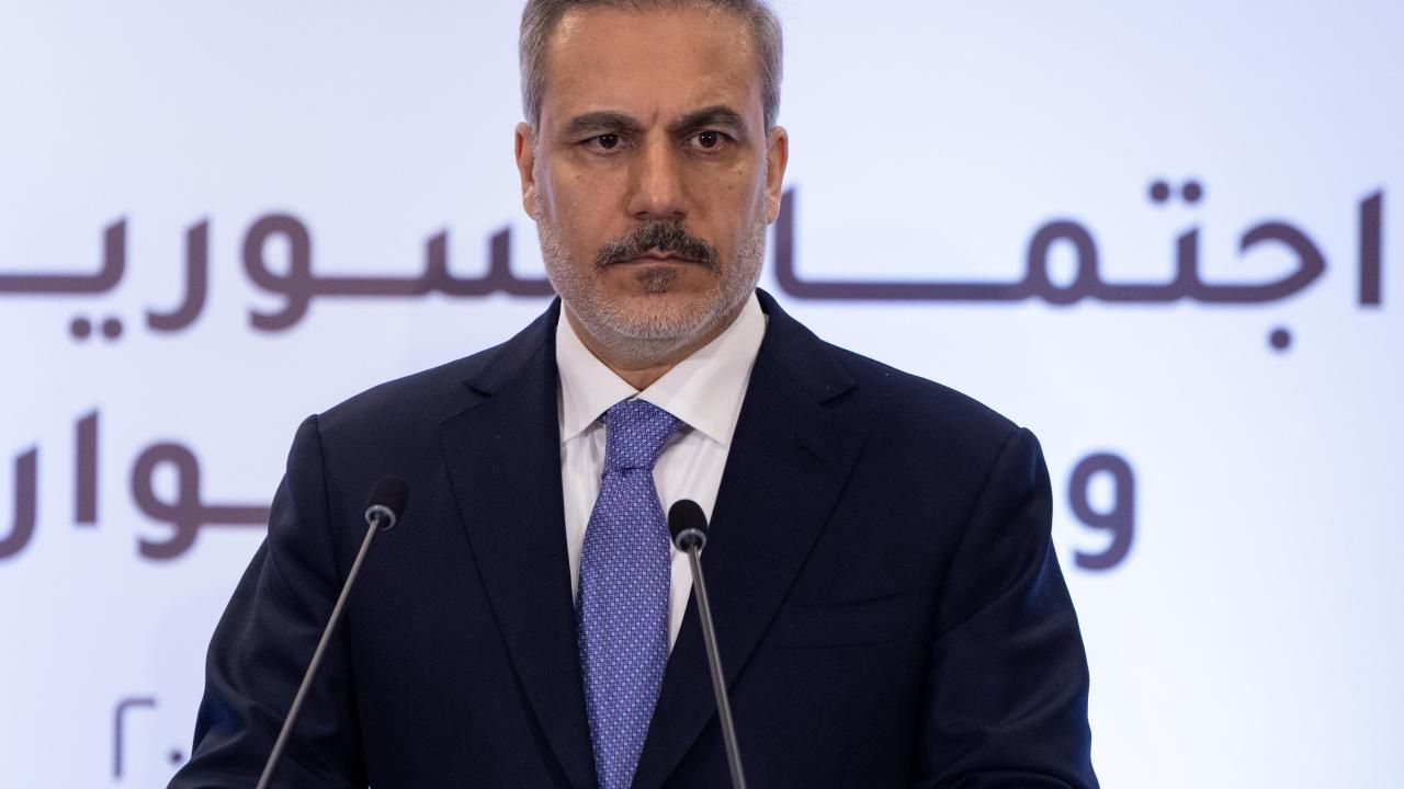 Dışişleri Bakanı Hakan Fidan, Filistin gündemli diplomasi için yarın Kahire'yi