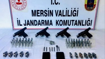 Mersin İl Jandarma Komutanlığı ekipleri silah ve mühimmat kaçakçılığı yapan