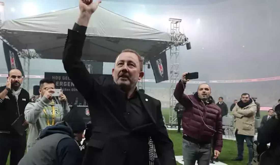 Kulüpten Kamuyu Aydınlatma Platformu’na (KAP) yapılan açıklamada, “Profesyonel futbol takımımızın
