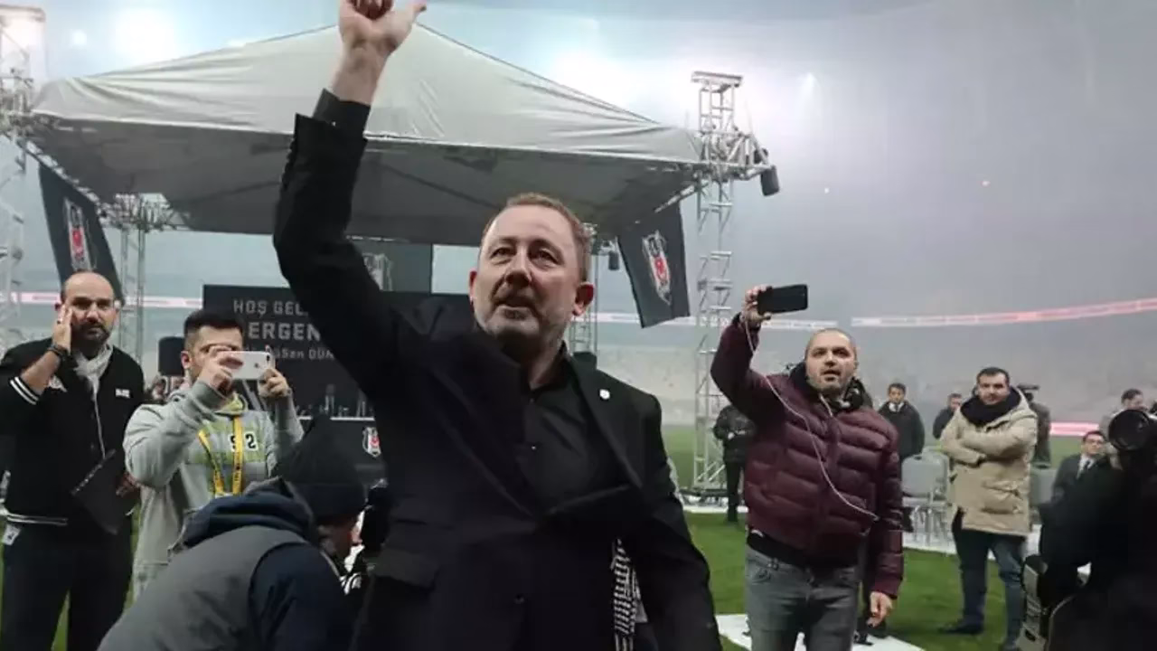 Kulüpten Kamuyu Aydınlatma Platformu’na (KAP) yapılan açıklamada, “Profesyonel futbol takımımızın