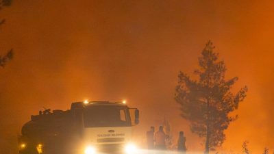 Mersin’in Silifke ilçesinde dün öğle saatlerinde Balandız ve Kırtıl mahalleleri