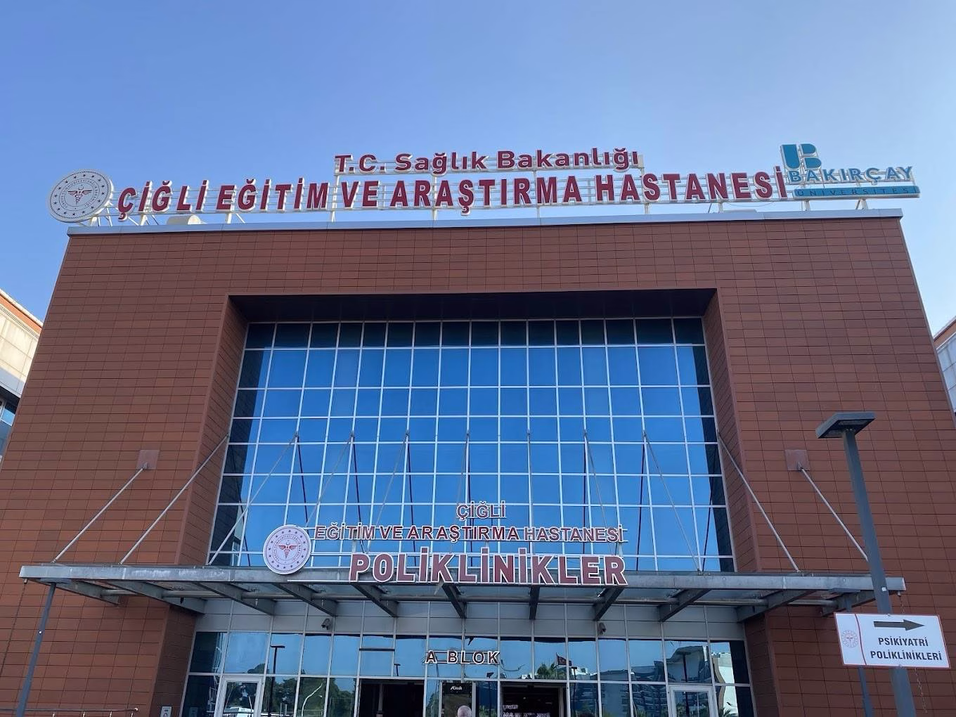 İzmir’de yerel bir haber sitesi, bir siyasi partinin Çiğli İlçe