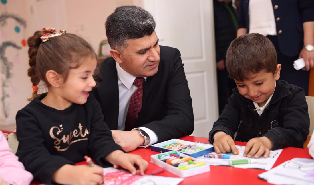 Akdeniz Belediyesi Kültür ve Sosyal İşler Müdürlüğü, bünyesinde bulunan 10