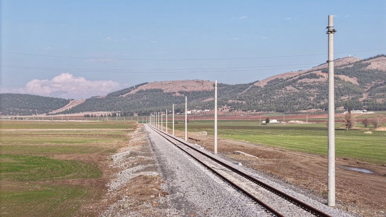 Ulaştırma ve Altyapı Bakanı Abdulkadir Uraloğlu, 6 Şubat 2023’te meydana