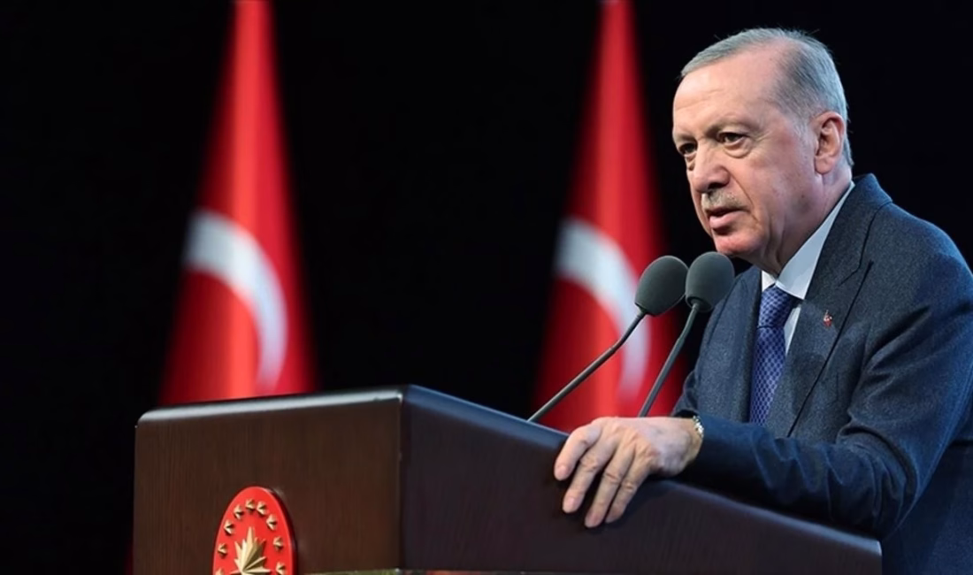 Cumhurbaşkanı Erdoğan’dan 29 Ekim mesajı: Türkiye Yüzyılı vurgusu Cumhurbaşkanı Recep Tayyip Erdoğan, 29 Ekim Cumhuriyet Bayramı dolayısıyla yayımladığı