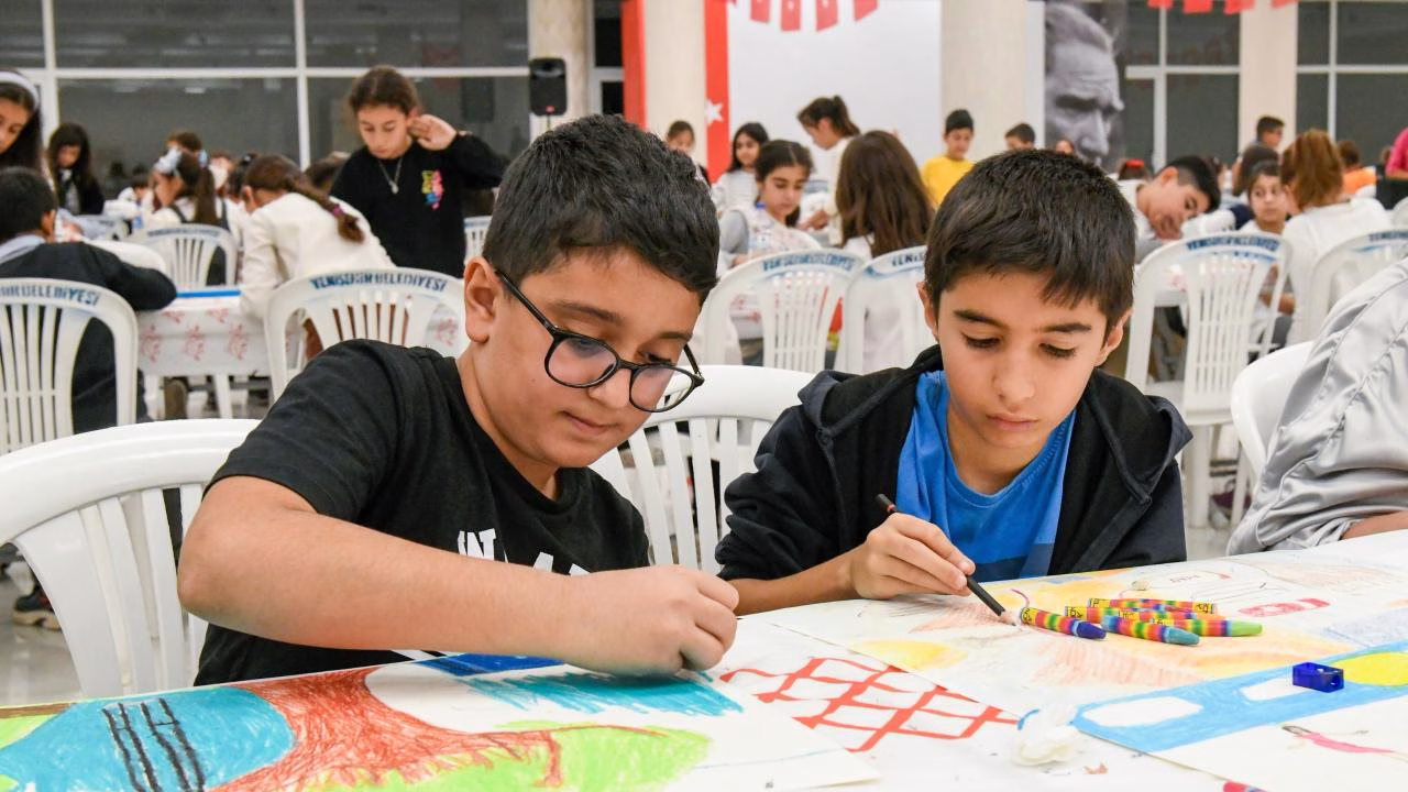 Mersin Yenişehir Belediyesi tarafından düzenlenen 23. Geleneksel Ahmet Yeşil Çocuk