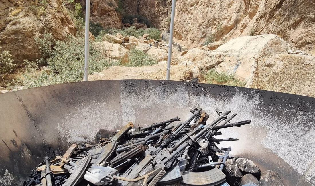 PKK Türkiye’den tamamen çekiliyor: Terörsüz Türkiye sürecinde yeni aşama Terörsüz Türkiye sürecinde önemli bir dönüm noktası daha geride bırakıldı.