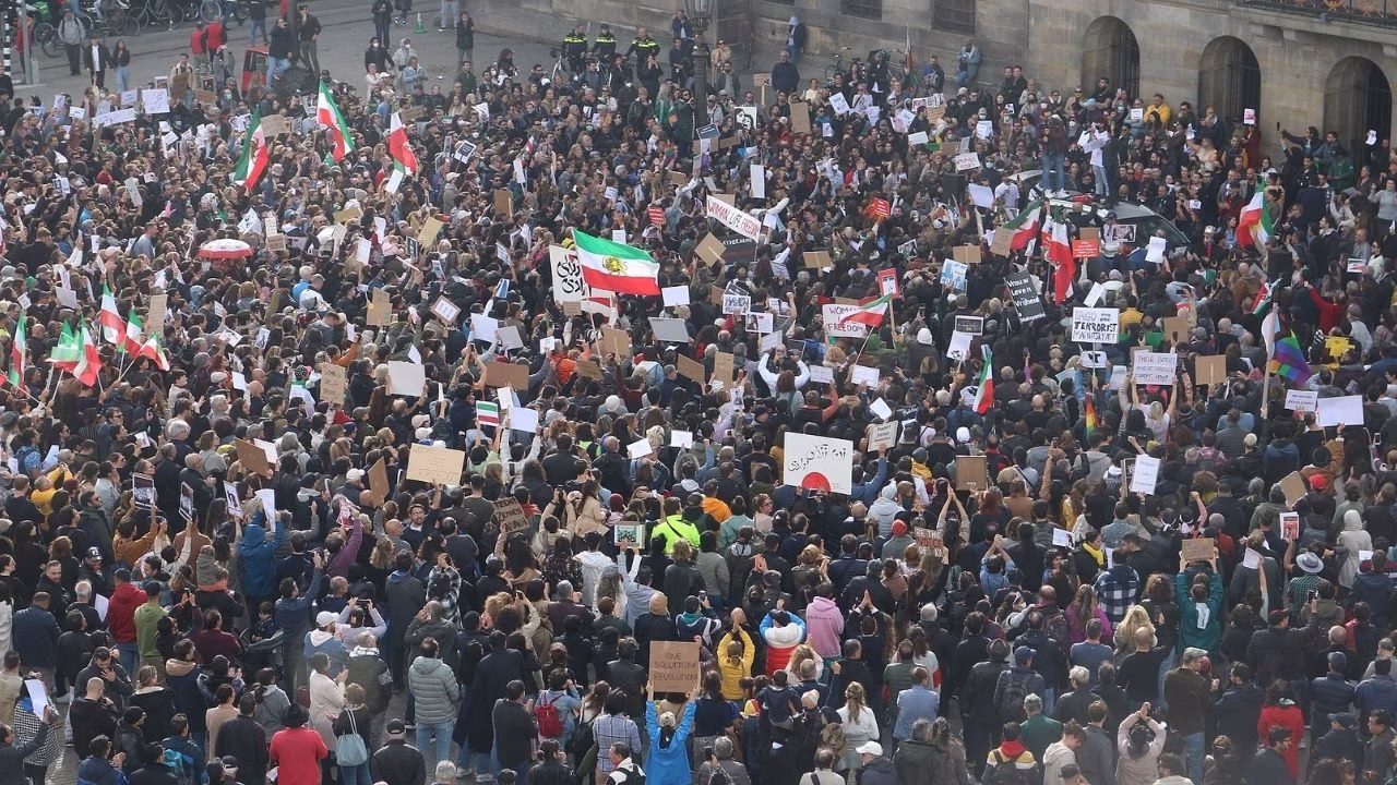 Avrupa Birliği (AB) üyesi birçok ülke, İran’da artan protestolar ve