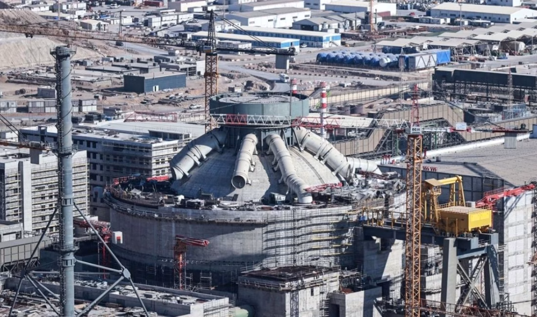 Enerji ve Tabii Kaynaklar Bakanı Alparslan Bayraktar, Mersin’de yapımı süren