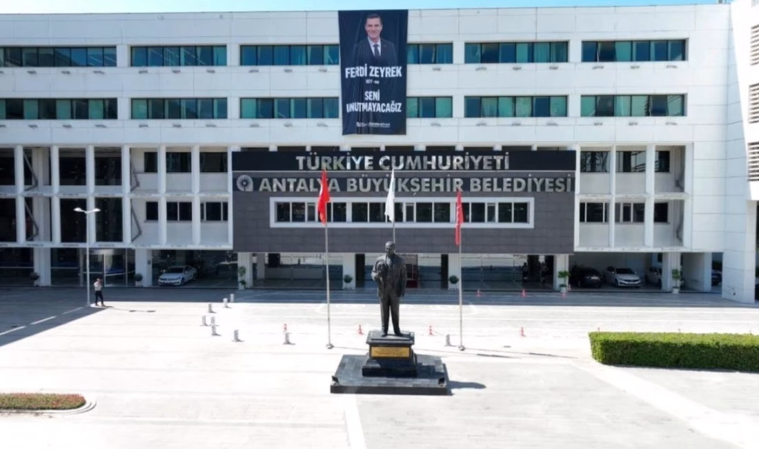 Antalya Büyükşehir Belediyesi’ne yönelik yürütülen soruşturma kapsamında belediyeye bağlı ASAT
