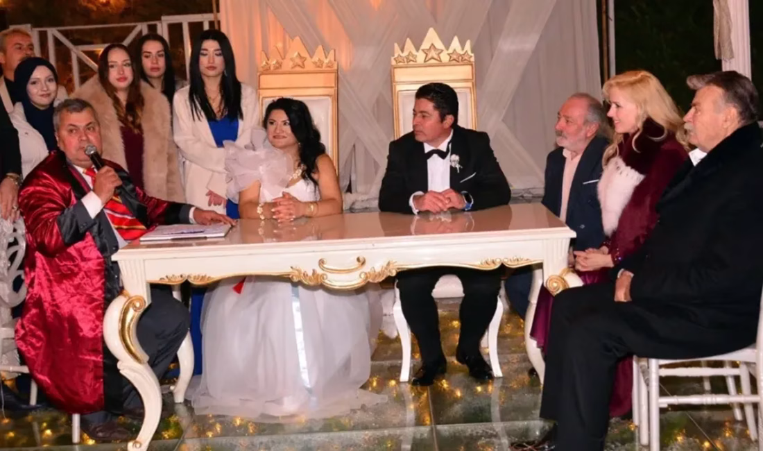 Orman Kanunu filminin çekimleri sürüyor! Çekimlerine Adana’da başlanan ve Mersin Bozyazı’da devam eden ORMANIN KANUNU