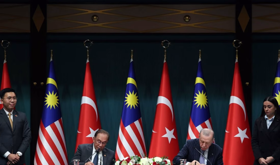Türkiye-Malezya dostluğun Yeni Antlaşmalarla Perçinlendi Cumhurbaşkanı Erdoğan, Malezya Başbakanı İbrahim ile düzenlediği ortak basın toplantısında,