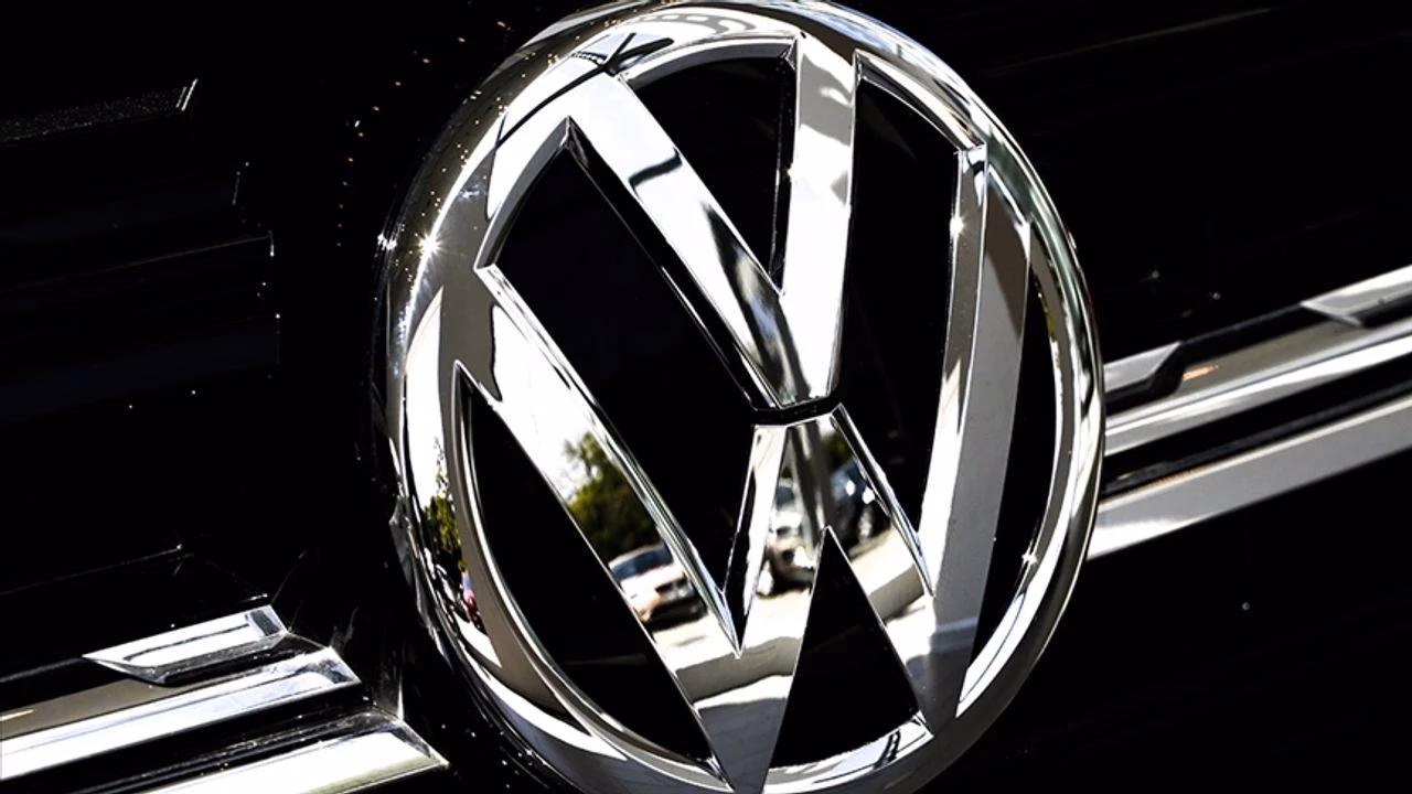 Volkswagen, yüksek voltajlı bataryalarda aşırı ısınma ihtimali nedeniyle yangın riski