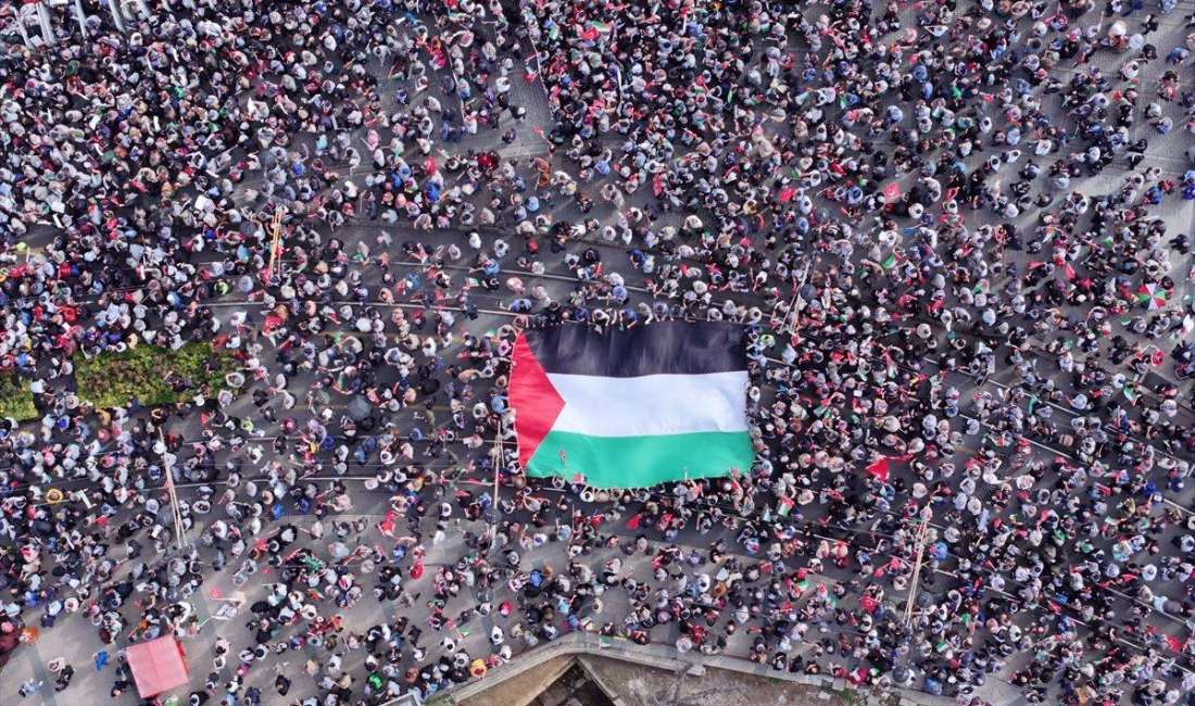 Gazze Şeridi’nin Mısır’a açılan tek kapısı olan Refah Sınır Kapısı’nın