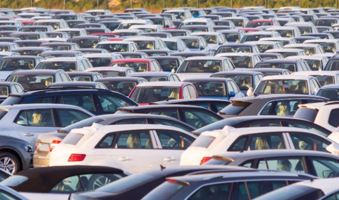 Araç kiralama sektörüne yeni kurallar geliyor Ticaret Bakanlığı, araç kiralama alanında hizmet kalitesini yükseltmek, kayıt dışı