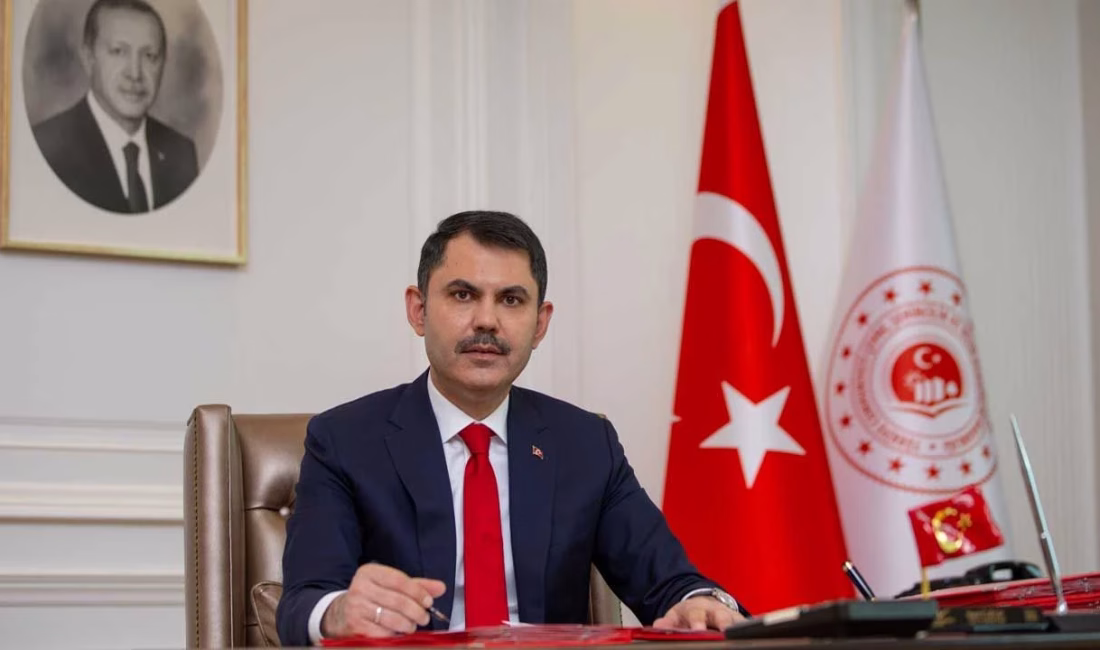 Bakan Kurum: Kentsel dönüşüm Türkiye ve İstanbul için ertelenemez bir ihtiyaç Çevre, Şehircilik ve İklim Değişikliği Bakanı Murat Kurum, kentsel dönüşümün