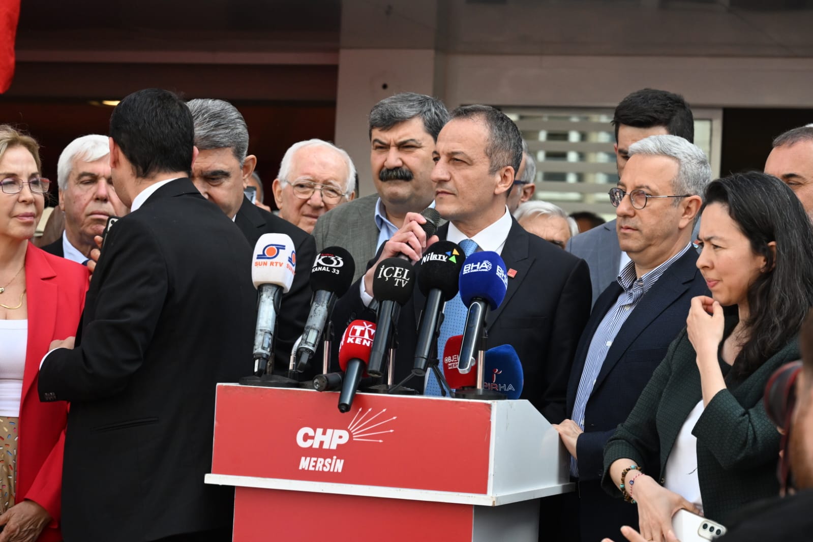 Cumhuriyet Halk Partisi (CHP) Mersin İl Başkanlığı, İstanbul Büyükşehir Belediye