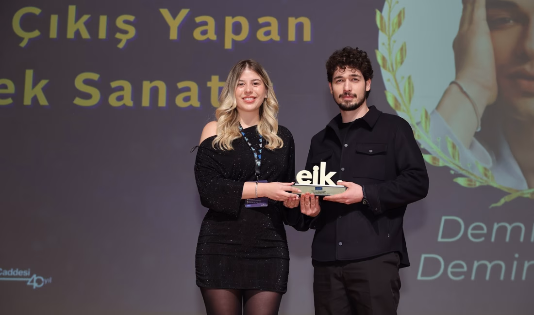 Sabancı Üniversitesi EİK Ödül Töreni’nde yılın en iyileri gençlerin oylarıyla