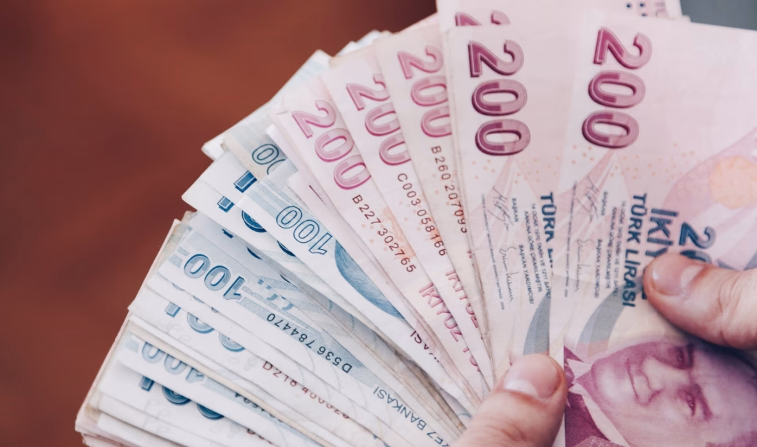 En düşük emekli maaşı 20 bin TL’ye yükseltildi: Gözler Resmi Gazete’de 2026 yılına ilişkin emekli maaş düzenlemesinde kritik süreç tamamlandı. En