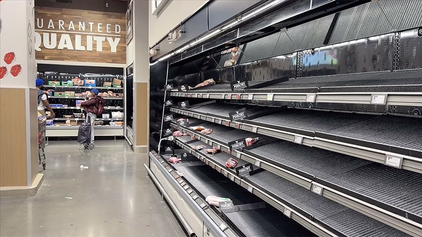 Kutup soğuğu alarmı verilen ABD’de marketlerde raflar boşaldı Amerika Birleşik Devletleri’nde hafta sonu etkili olması beklenen dondurucu soğuklar