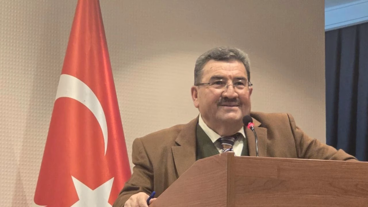 Ankara SMMM Odası Meclisi’nde konuşan SMMM Ahmet Babuşcu, meslektaşlarının haklarını