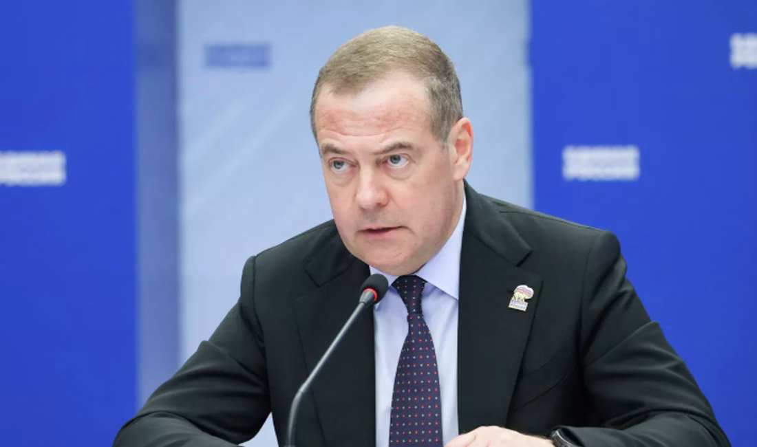 Medvedev: Grönland referandumla Rusya’ya katılabilir Rusya Güvenlik Konseyi Başkan Yardımcısı Dmitriy Medvedev, ABD Başkanı Donald