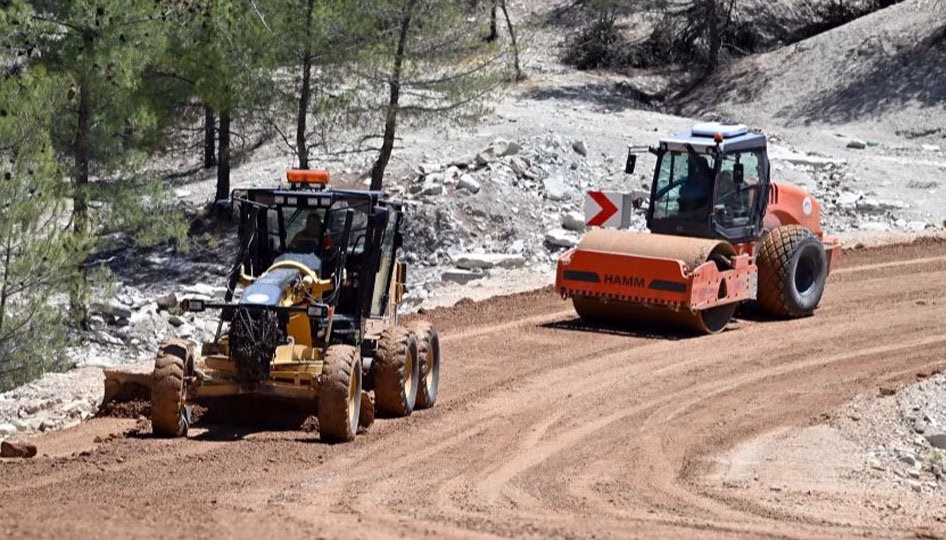 Mersin Büyükşehir Belediyesi Yol Yapım Bakım ve Onarım Dairesi Başkanlığı;