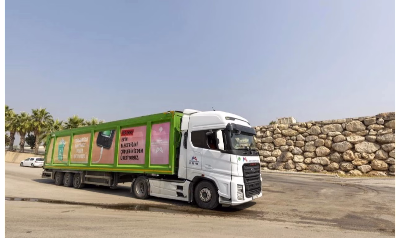 Mersin Büyükşehir Belediyesi, çevre dostu atık yönetimi yaklaşımıyla dikkat çekiyor