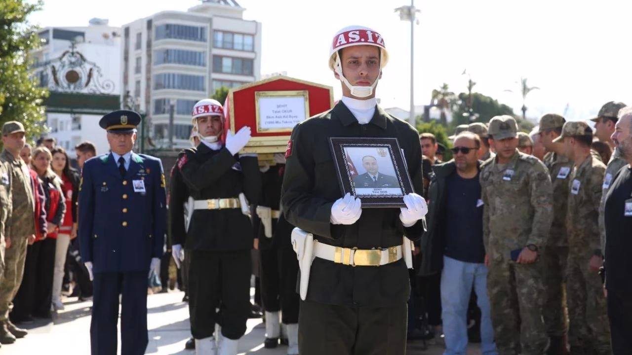 Hakkari’nin Şemdinli ilçesinde rahatsızlanarak kaldırıldığı hastanede şehit olan Bakım Astsubay