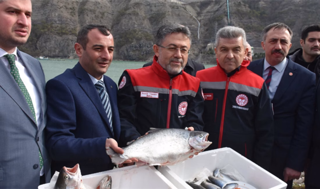 Tarım ve Orman Bakanı İbrahim Yumaklı, Türkiye’nin 2025’te su ürünleri