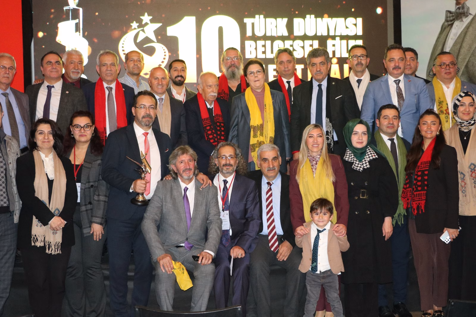 Ankara Kent Konseyi’nde düzenlenen törende uzun, kısa ve öğrenci belgeseli