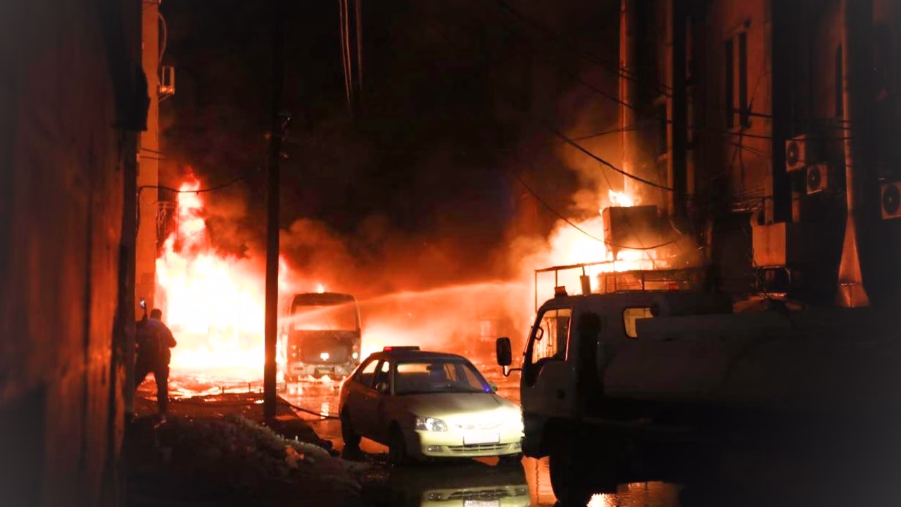 Suriye ordusunun Halep kent merkezinde yürüttüğü operasyonların ardından bir mahalleye