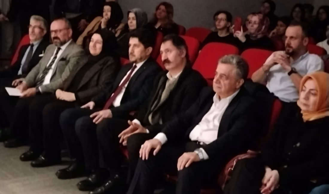 Cahit Sıtkı Tarancı şiirlerle anıldı İlim Yayma Cemiyeti Gaziosmanpaşa Şubesinin geleneksel anma programları kapsamında bu