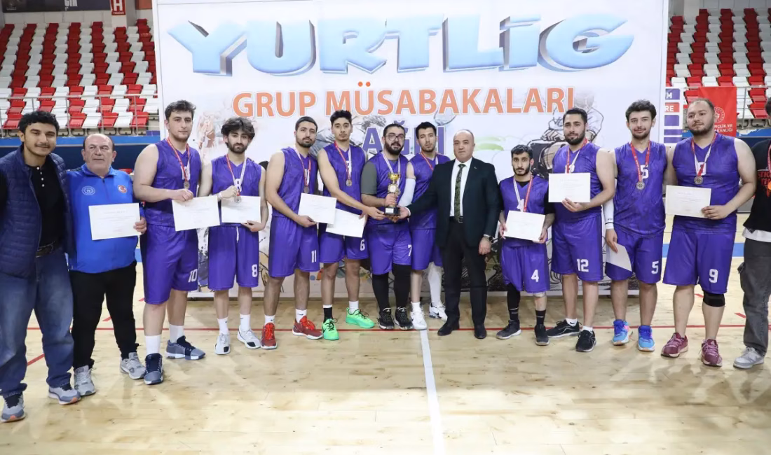 Ağrı’da YURTLİG Erkek Basketbol Grup Müsabakaları Tamamlandı Servet ARSLAN/AĞRI-BHA Gençlik ve Spor Bakanlığı tarafından yurtlar arası sportif