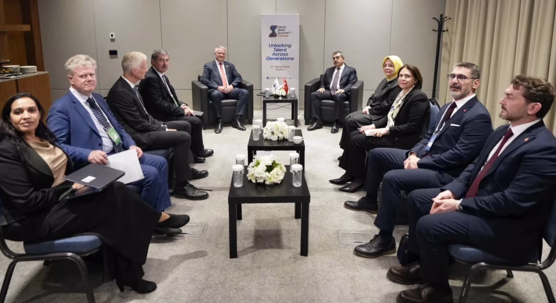 Bakan Tekin, OECD Genel Sekreteri Cormann İle Bir Araya Geldi Bakan Tekin, İstanbul’da düzenlenen Ekonomik İşbirliği ve Kalkınma Teşkilatı (OECD)