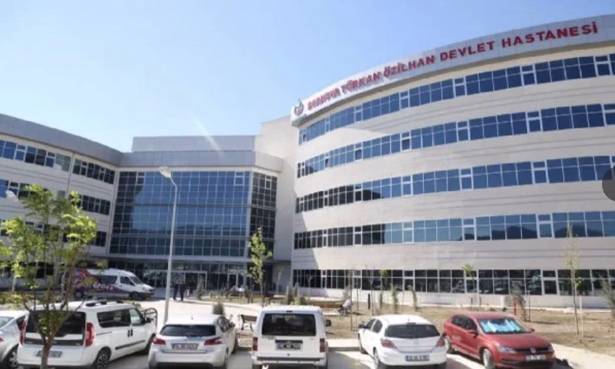 Ana Sayfa › Sağlık › Bornova Türkan Özilhan Devlet Hastanesi’nde