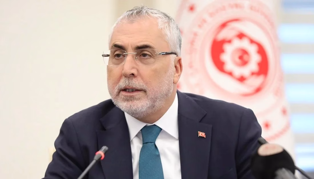 Dijital dönüşüm tehdit değil fırsat İSTANBUL-BHA Küresel değişimlerin Türkiye için bir risk değil fırsat olarak