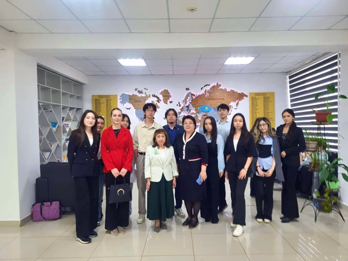 ANKARA – BHA  Oturuma, Aigerim Smagulova, Safura Boribayeva, Kanagat Asan,