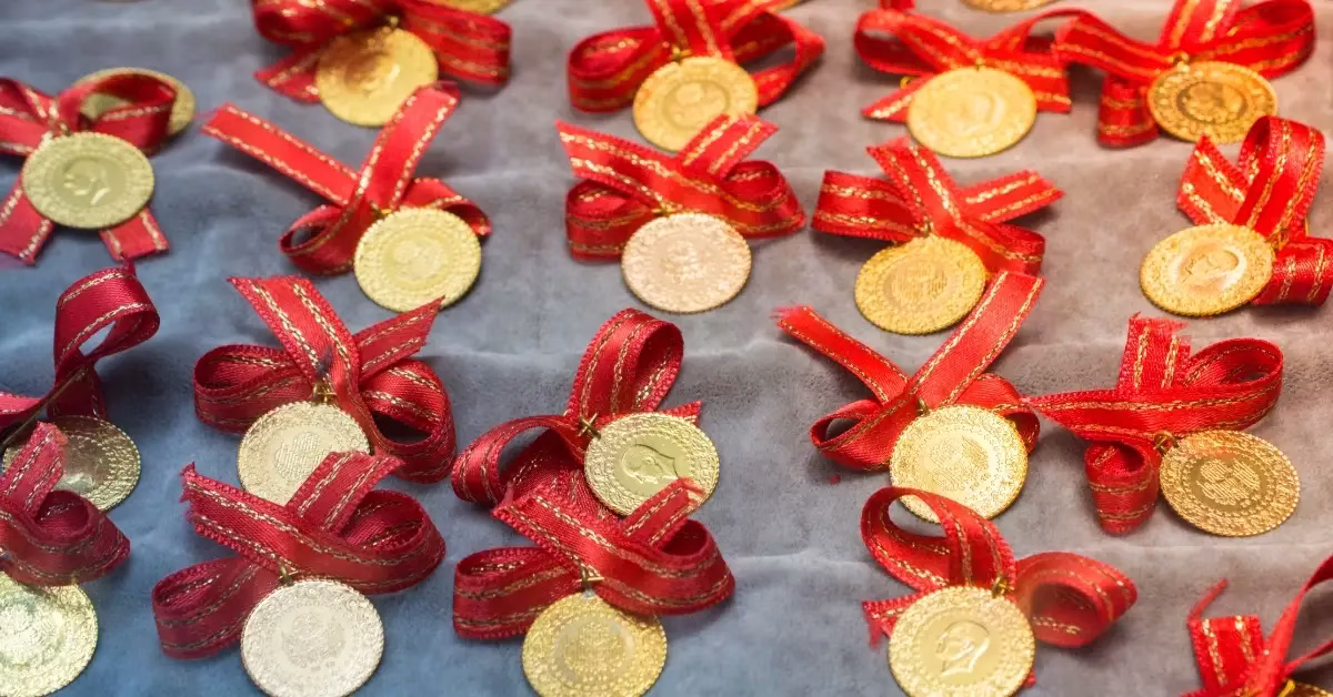 ANKARA-BHA Gram altın sabah saatlerinde yukarı yönlü hareketini sürdürürken, yatırımcıların