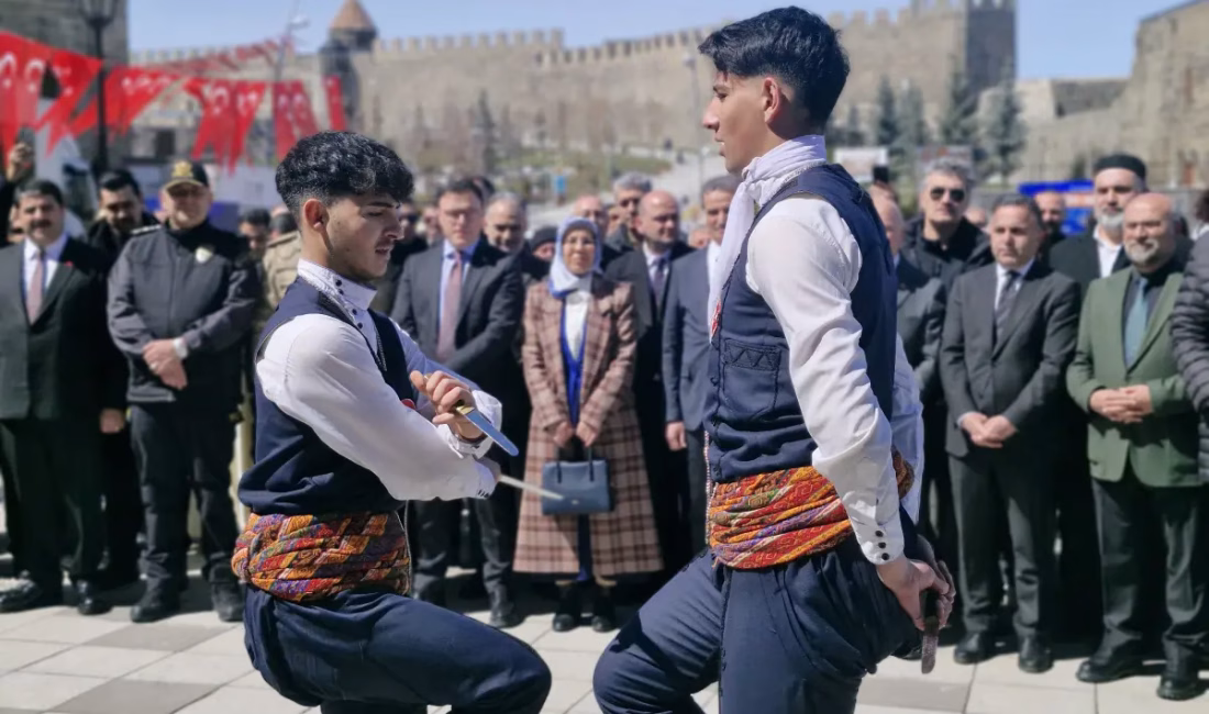 Erzurum Çifte Minareli Medrese ev sahipliğinde düzenlenen 50. Turizm Haftası etkinlikleri,