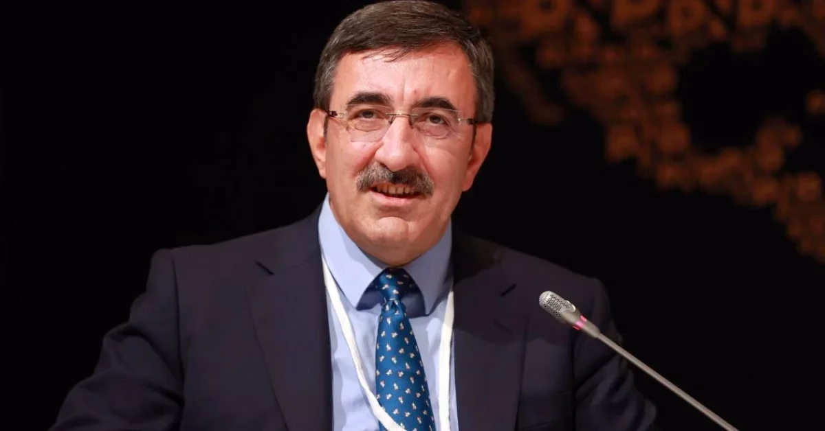 Cumhurbaşkanı Yardımcısı Cevdet Yılmaz, Ermenistan’ın başkenti Erivan’da düzenlenecek Avrupa Siyasi